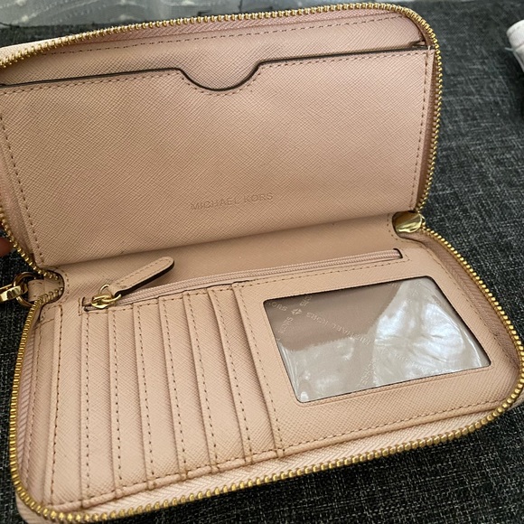 MICHAEL KORS bag &wallet - Picture 7 of 7